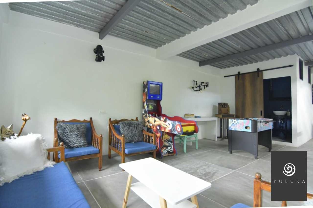 Yuluka Hostel Apulo Εξωτερικό φωτογραφία